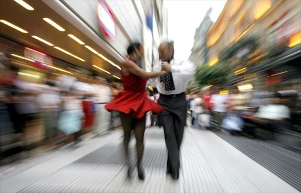 tango_buenosaires_floridastreet10 (640x360, 80Kb)