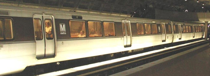 washington_dc_metro_station_train2 (700x254, 49Kb)