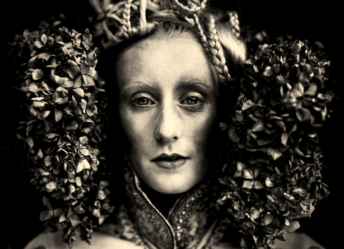 kirsty-mitchell-14 (700x507, 279Kb)