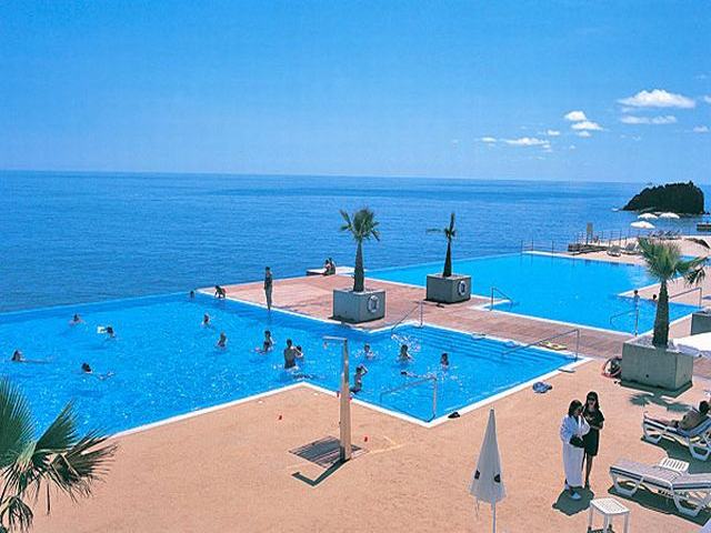 3571750_csmadeirapool (640x480, 52Kb)