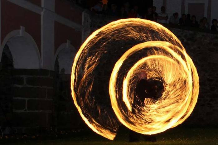 fire_show-35 (700x465, 41Kb)