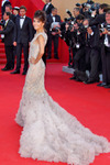 Превью Eva Longoria in Marchesa at the Moonrise Kingdom premiere and festival opening ceremony (466x700, 127Kb)