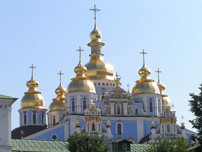 Православные храмы весной фото