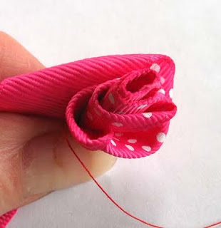 ribbon rose 5 (310x320, 25Kb)
