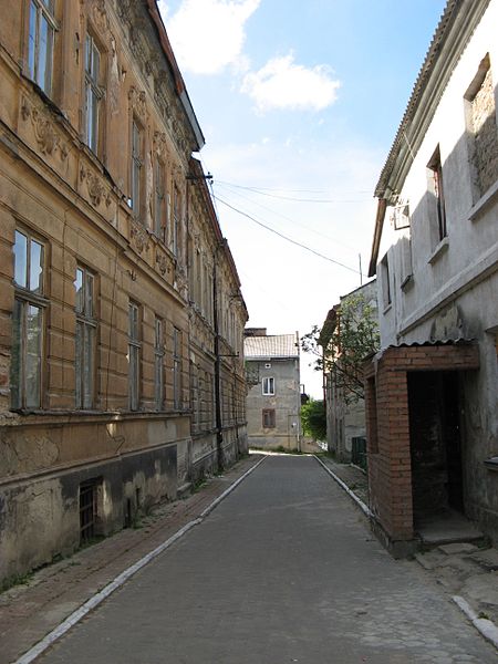 450px-Horodok_(Lviv)-8 (450x600, 54Kb)