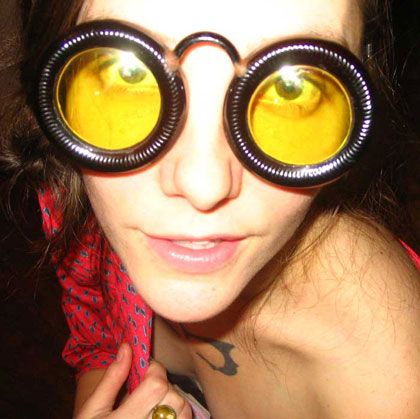 3821971_03_goggles_35100 (420x419, 34Kb)