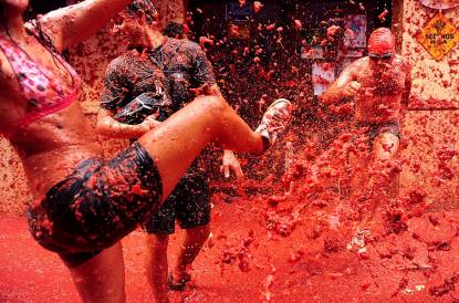 La-Tomatina (415x274, 32Kb)