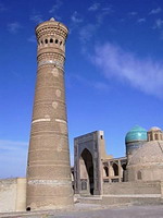 kalyan-minaret_sm (150x200, 10Kb)