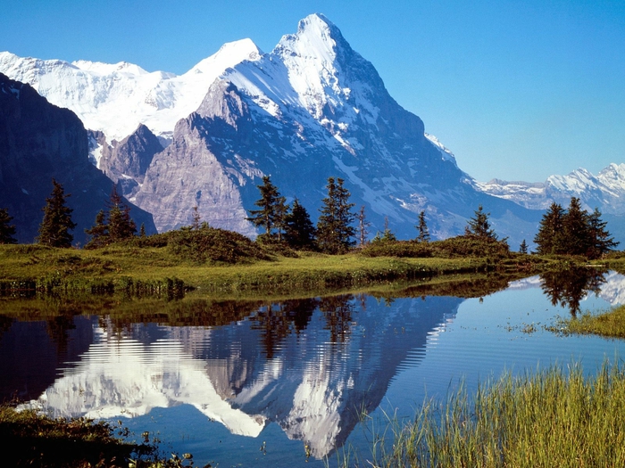 Monch and Eiger, Grosse Scheidegg, Switzerland (700x525, 330Kb)