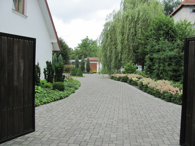 2 (640x480, 122Kb)