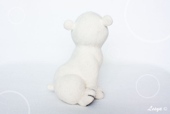 Медведь снежок. Медвежонок снежок. Белый мишка из шерсти. Белый мишка снежок. Игрушка мишка Полярный снежок.