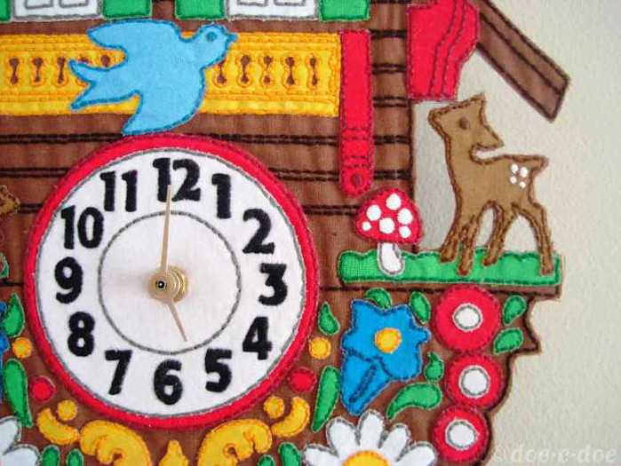 appliqued-&-embroidered clock 3 (700x525, 46Kb)