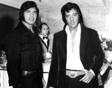 EngelbertAndElvis (388x305, 19Kb)