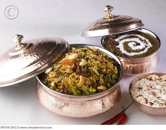 3910396_indian_cuisine_biryani_rice_dish_dal_makhani_997516_2_ (650x507, 74Kb)