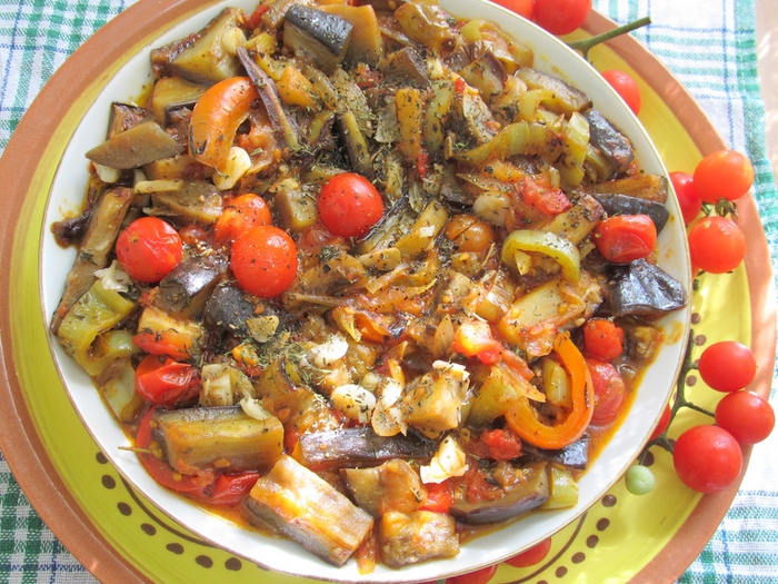 givech_ku_legume_ragu_ovocshnoe_pomoldavski (700x525, 361Kb)