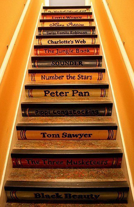 book-inspired-staircase (452x700, 108Kb)