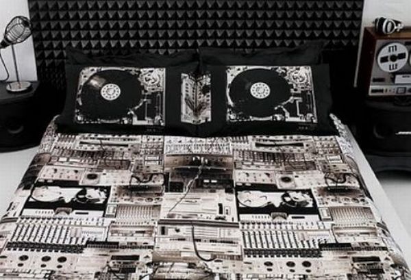 4826692_Crazybedsbedspreads11 (600x409, 60Kb)