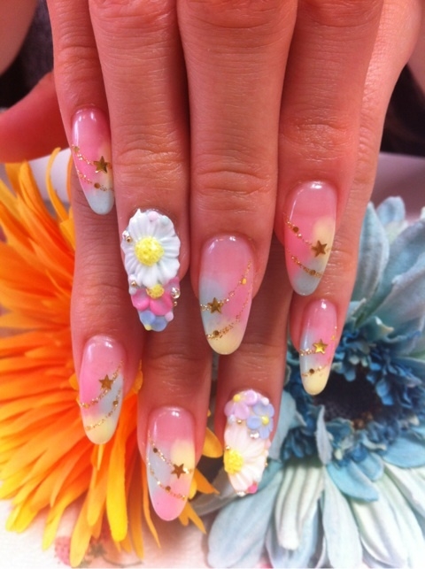 4463379_FlowerStarNailArt2012NewSeasonIdeasTrendsStyle (480x643, 171Kb)