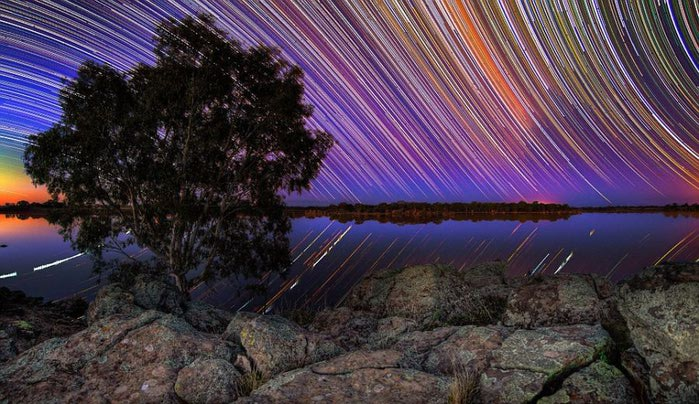 startrails20 (700x404, 93Kb)