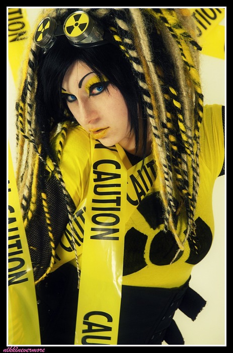 take_caution_2_by_nikkinevermore-d49694s (463x700, 112Kb)