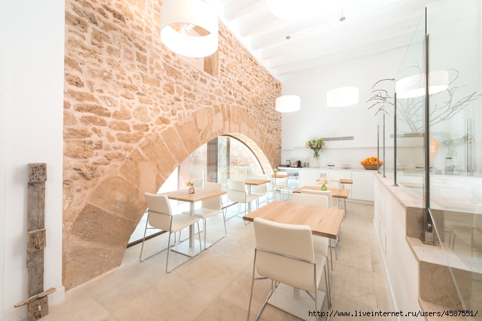 boutique-hotel-moustache-mallorca-spain-adelto_02 (700x466, 228Kb)