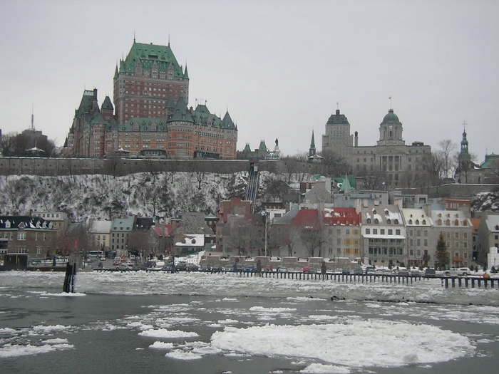 800px-Quebec_city_view_2005-02-14 (700x525, 232Kb)