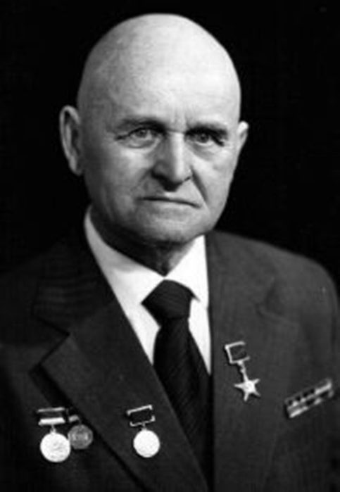 AtroschenkoVasiliyIvanovich (483x700, 24Kb)