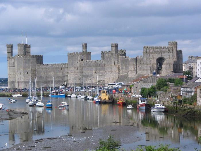 3623822_caernarf01_1_ (700x525, 60Kb)