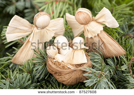 stock-photo-angels-and-babies-corn-leaves-decoration-for-christmas-87527608 (450x320, 59Kb)