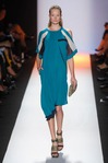  BCBG-RS12-0118_catwalk_slideshow (399x600, 40Kb)