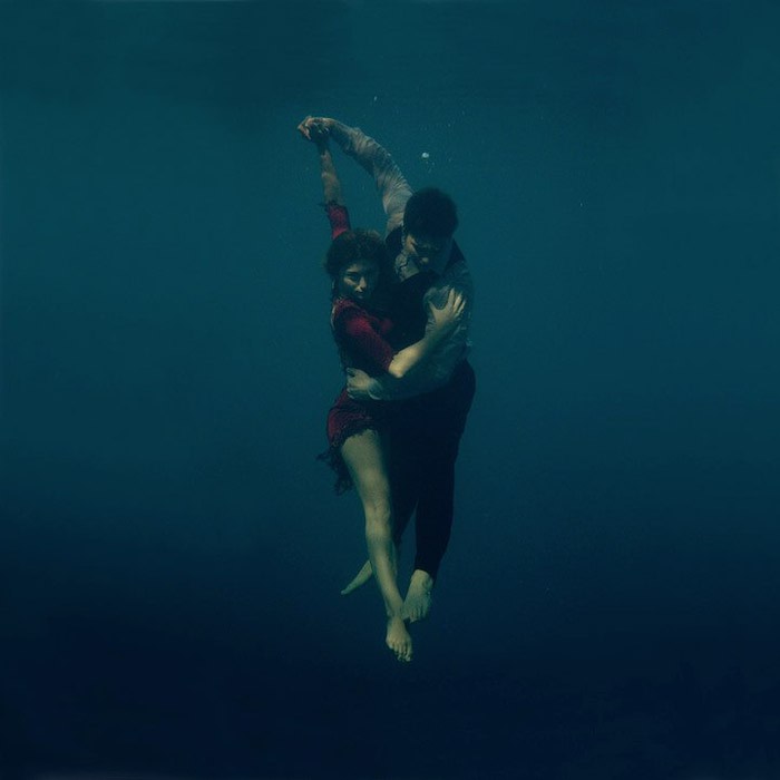 dancing under water4 (700x700, 24Kb)