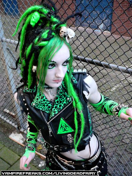 Livingdeadfairy/1345587288_33496075 (450x600, 80Kb)