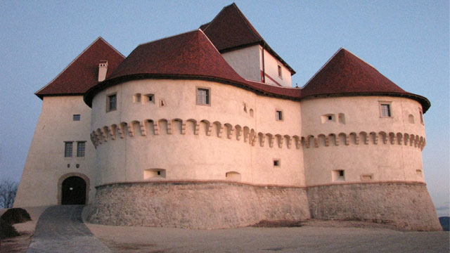 8    (Veliki Tabor Castle, ) (640x360, 46Kb)