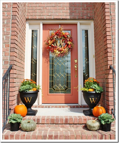 fall-front-porch-decorating-ideas-4 (415x500, 91Kb)