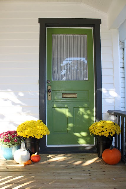 fall-front-porch-decorating-ideas-11 (427x640, 55Kb)