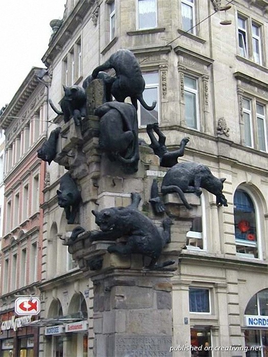 4826692_pamyatnik_kotu_Creativing_net_026 (525x700, 120Kb)