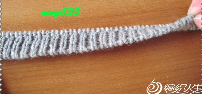 Резинка спицами без стягивающей кромки-цепочки в начале вязания,подробно по фото/4683827_20120825_134101 (700x327, 351Kb)