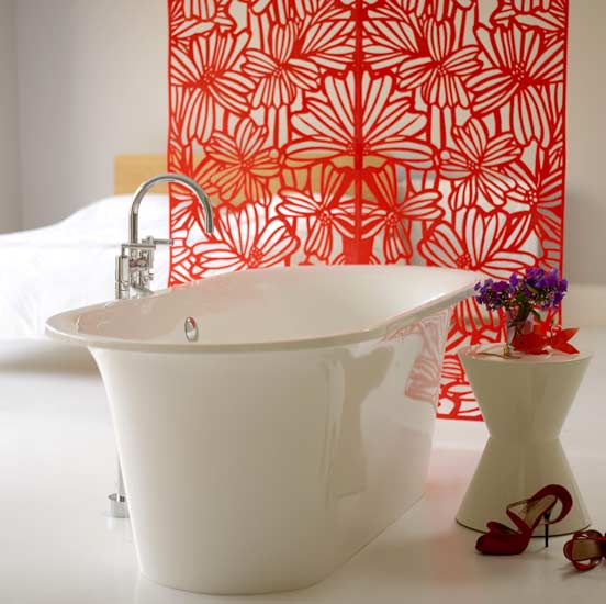 bathroom-in-red-03 (552x550, 40Kb)