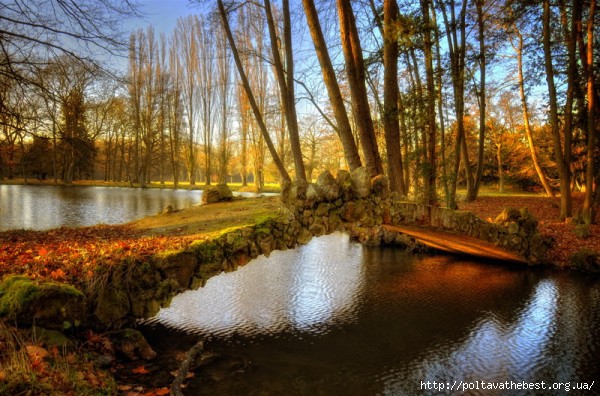 1346667356_krasivie_osennie_kartinki_457_279-40 (600x396, 213Kb)