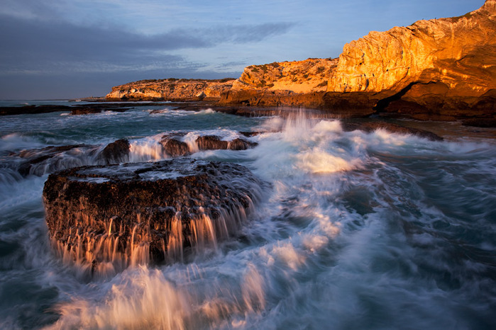 Arniston_Waves_by_Dreampixphotography (700x466, 131Kb)