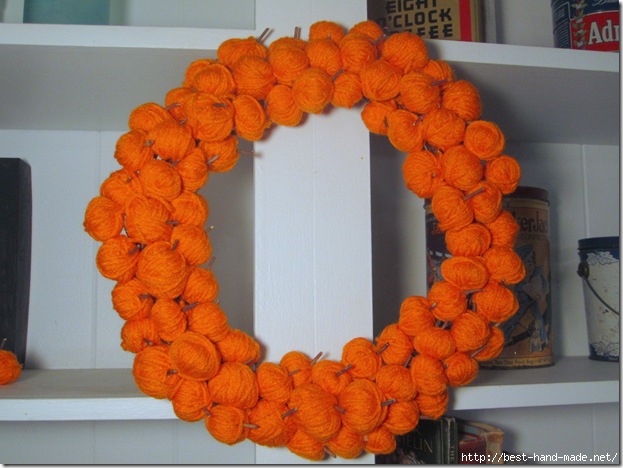 Fall Wreath With Yarn Pumpkins_thumb[1] (623x468, 159Kb)