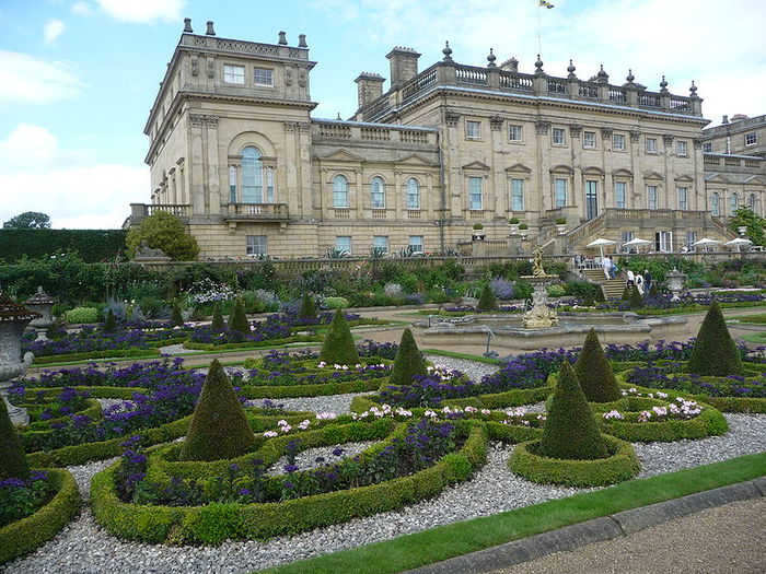 76164083_800pxGarden_terrace_at_Harewood_10 (700x525, 124Kb)