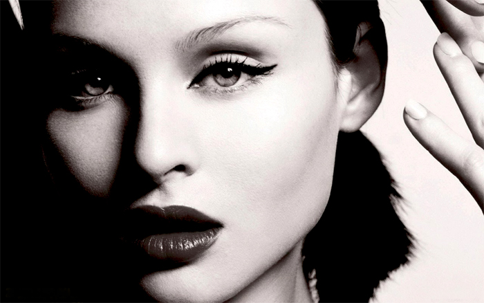 Sophie Michelle Ellis-Bextor (700x438, 176Kb)