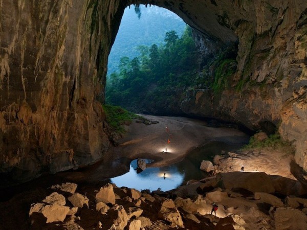 Hang-Son-Doong-Cave-Vietnam.--Carsten-Peter-600x450 (600x450, 80Kb)