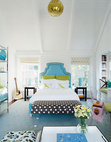2011-04-25-10-25-20-1-this-stylish-room-is-designed-by-sally-henderson (360x460, 45Kb)