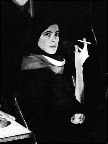 1348835700_Susan_Sontag_1962 (375x500, 28Kb)
