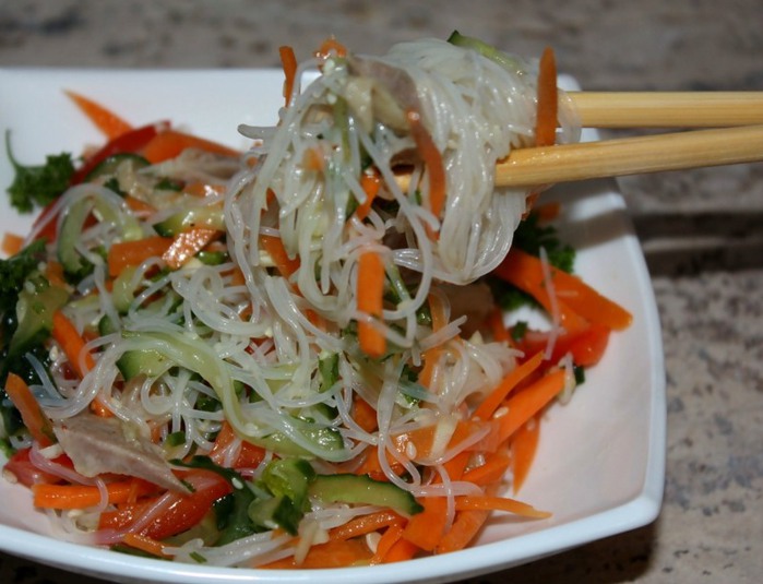 Фунчоза с корейской морковкой. рецепты с курицей, овощами, говядиной, морепродуктами