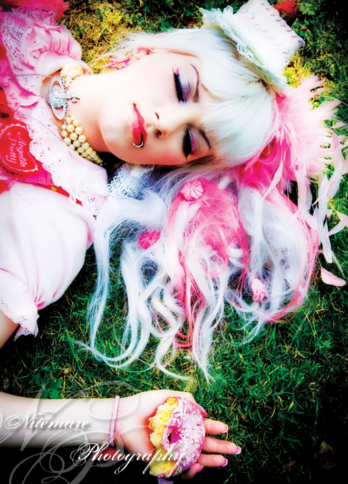 Death_by_Doughnuts_by_Nitemare_Photography (504x700, 479Kb)