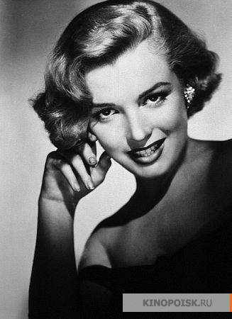 kinopoisk.ru-Marilyn-Monroe-392340 (327x450, 33Kb)
