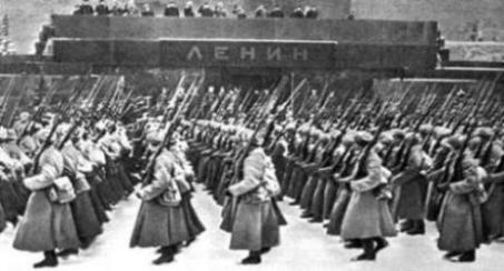 Voennuyy_parad_7_noyabrya_1941_goda (453x244, 23Kb)
